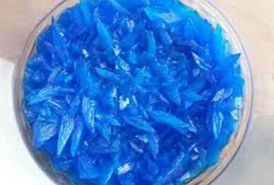 Blue Coper Sulphate Flakes